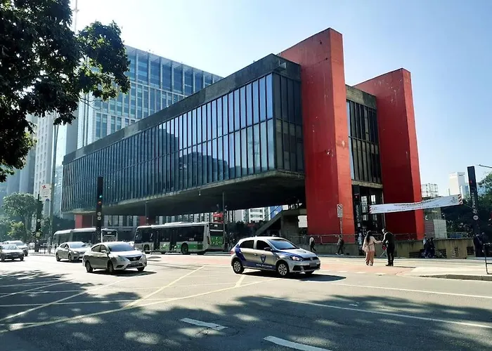 Apto. A Poucos Passos Da Av. Paulista